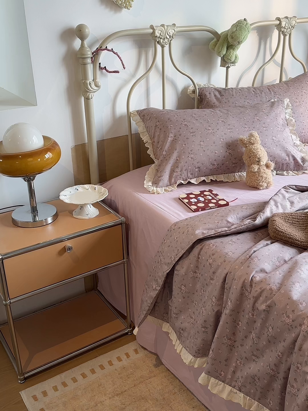 91家纺网 家纺一手货源 找家纺 绫韵家纺 2025新品夏季韩式浪漫小花边空调被夏被薄被子套件系列 紫洋兰