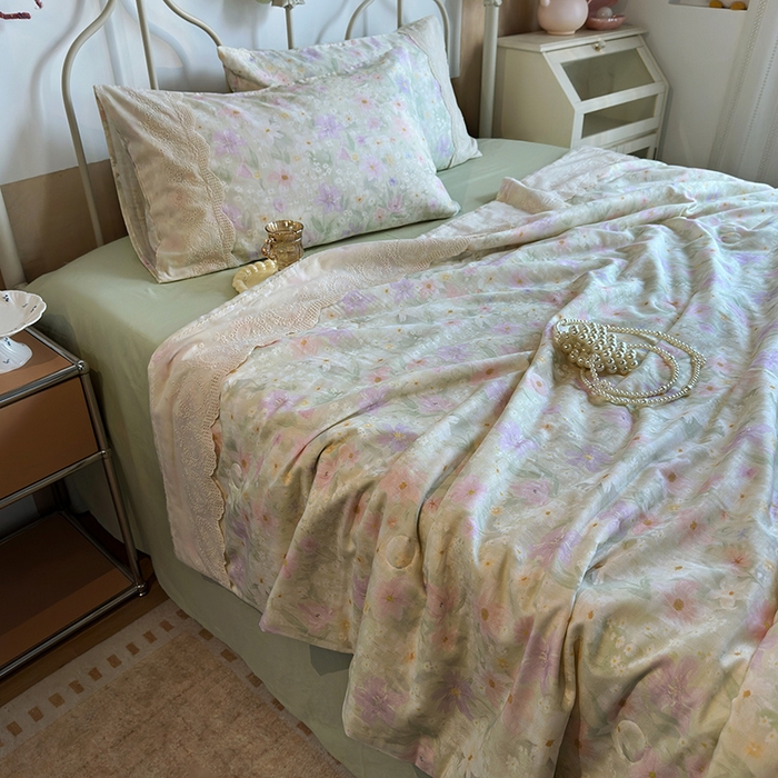 91家纺网 家纺一手货源 找家纺 绫韵家纺 2025夏季新品A类全棉纯棉双层纱法式大花边夏被空调被四件套 仲夏之夜