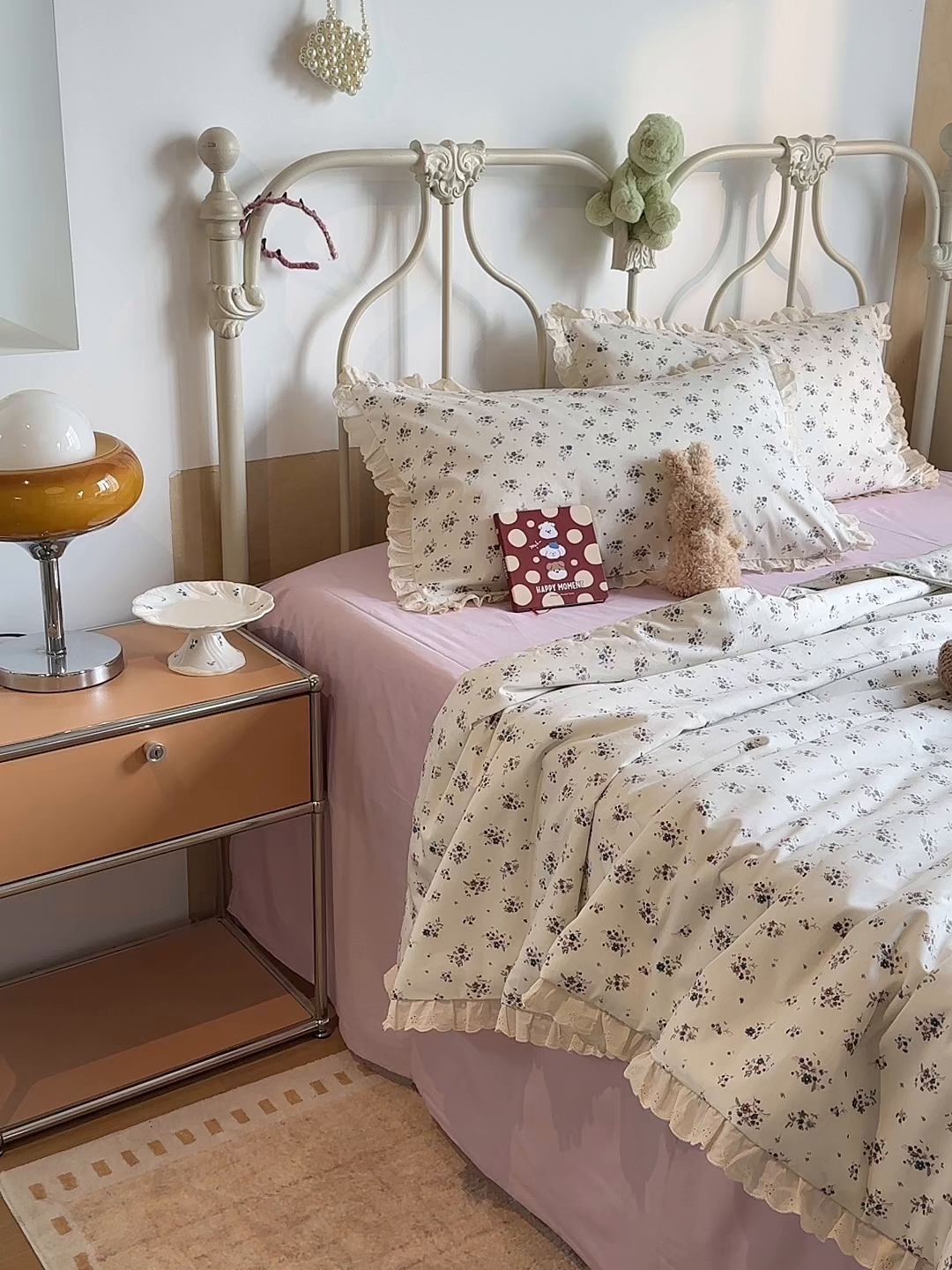 91家纺网 家纺一手货源 找家纺 绫韵家纺 2025新品夏季韩式浪漫小花边空调被夏被薄被子套件系列 蔓延