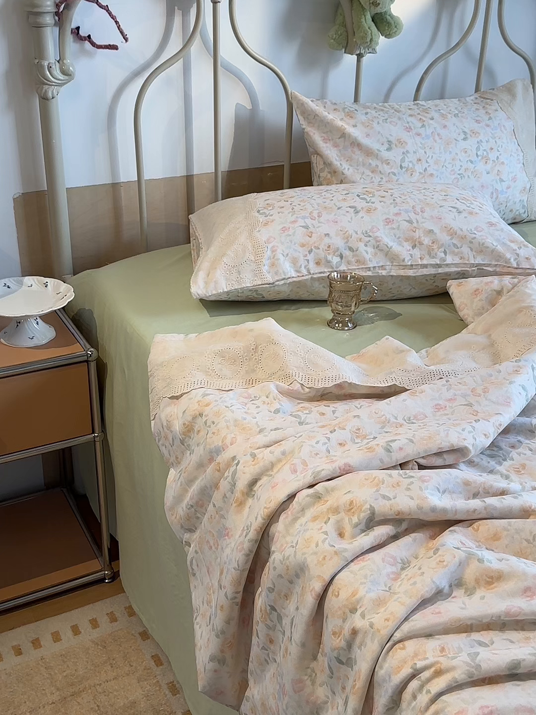 91家纺网 家纺一手货源 找家纺 绫韵家纺 2025夏季新品A类全棉纯棉双层纱法式大花边夏被空调被四件套 月朦胧-黄