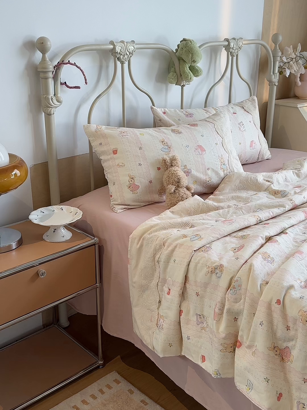 91家纺网 家纺一手货源 找家纺 绫韵家纺 2025夏季新品A类全棉纯棉双层纱法式大花边夏被空调被四件套 茉叶