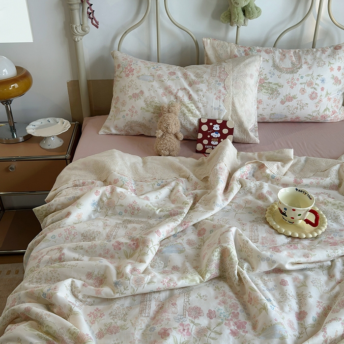 91家纺网 家纺一手货源 找家纺 绫韵家纺 2025夏季新品A类全棉纯棉双层纱法式大花边夏被空调被四件套 庄园秘境