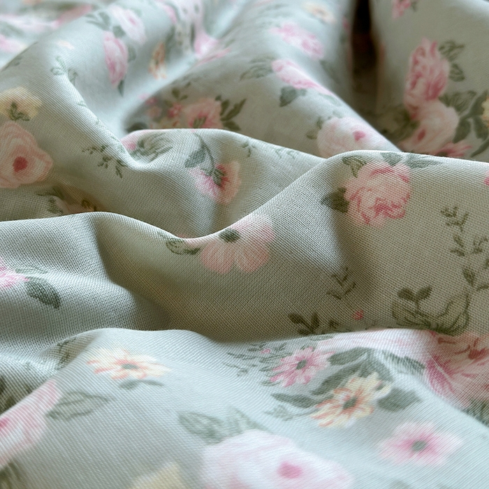 91家纺网 家纺一手货源 找家纺 绫韵家纺 2025夏季新品A类全棉纯棉双层纱法式大花边夏被空调被四件套 诗野集-绿