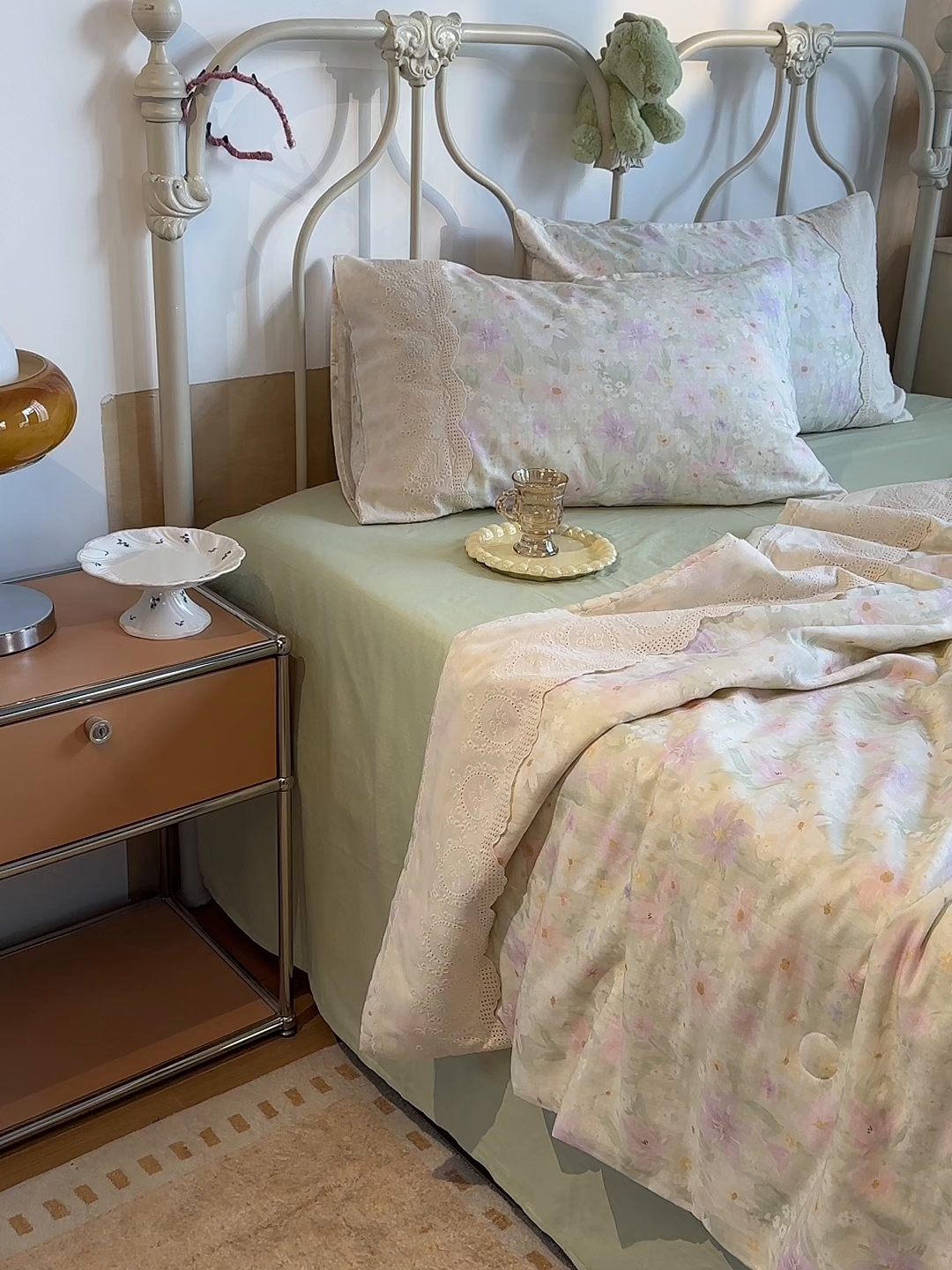 91家纺网 家纺一手货源 找家纺 绫韵家纺 2025夏季新品A类全棉纯棉双层纱法式大花边夏被空调被四件套 诗野集-绿