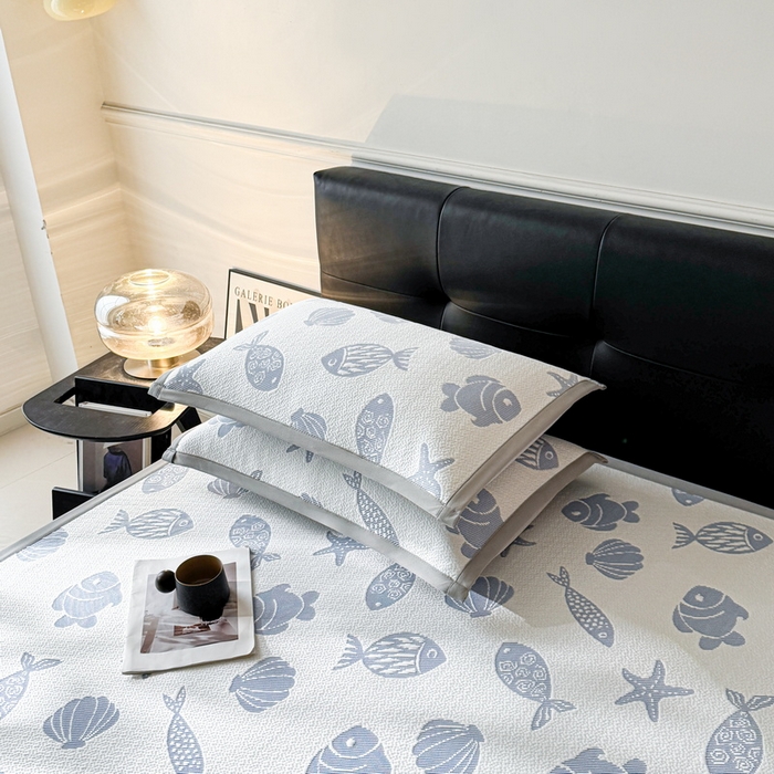 91家纺网 家纺一手货源 找家纺 （总）LIFE.丽芙 2025春夏季新品A类针织提花冰凉豆豆凉感软席子平铺绑带款冰丝凉席三件套（450克）-风格一