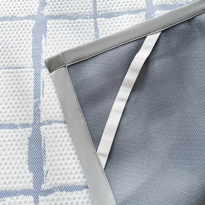 91家纺网 家纺一手货源 找家纺 LIFE.丽芙 2025春夏季新品A类针织提花冰凉豆豆凉感软席子平铺绑带款冰丝凉席三件套（450克）-风格一 几何字母-海蓝