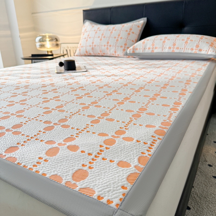 91家纺网 家纺一手货源 找家纺 LIFE.丽芙 2025春夏季新品A类针织提花冰凉豆豆凉感软席子平铺绑带款冰丝凉席三件套（450克）-风格一 维塔-橘