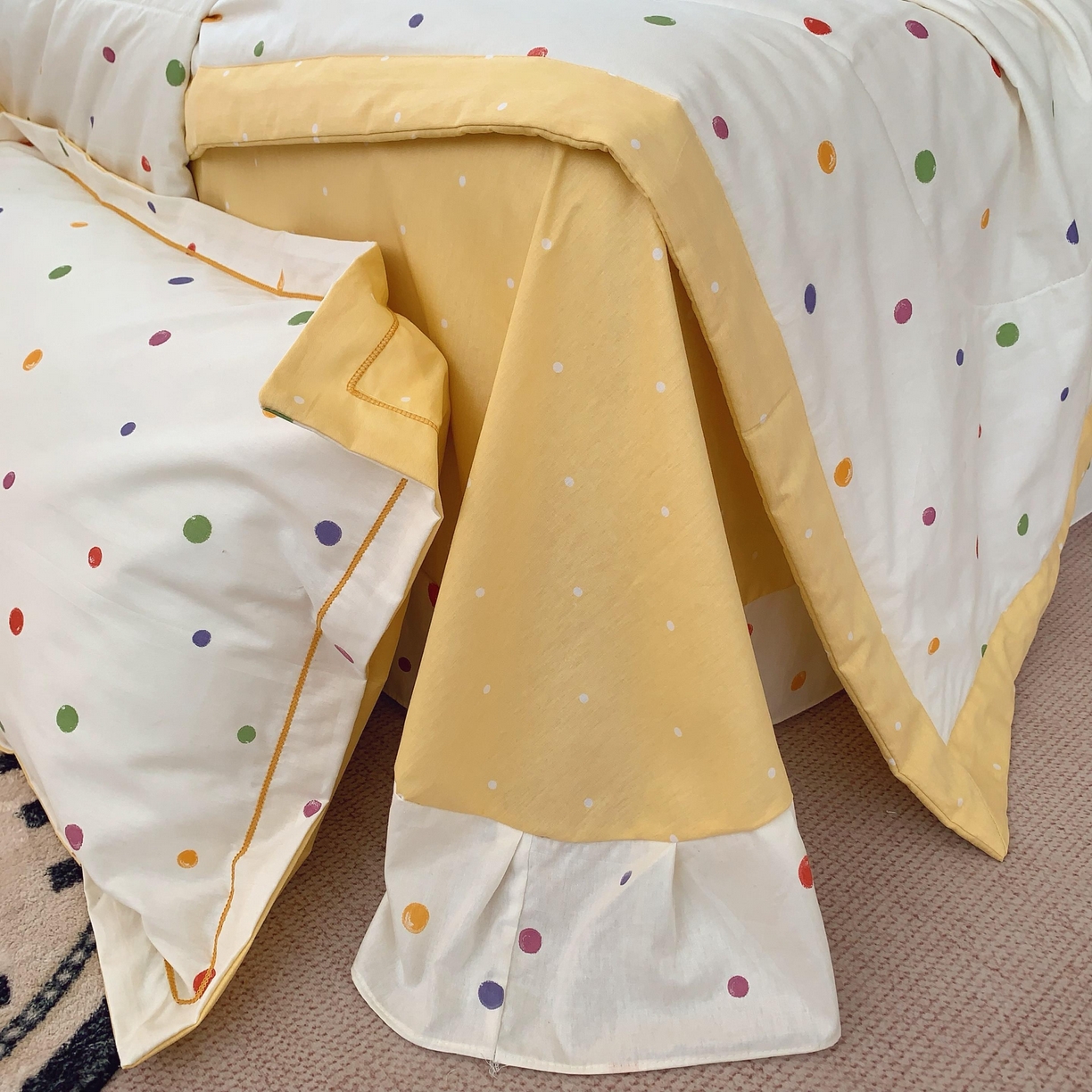 91家纺网 家纺一手货源 找家纺 莱豫家纺 2025春夏新款纯棉全棉夏被夏凉被四件套 彩色波点