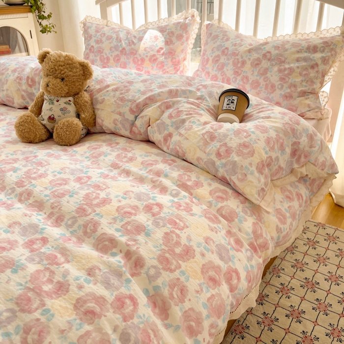 91家纺网 家纺一手货源 找家纺 （总）繁花家居 2025新款镂空白色花边直播热款四件套