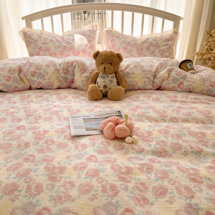 91家纺网 家纺一手货源 找家纺 （总）繁花家居 2025新款镂空白色花边直播热款四件套