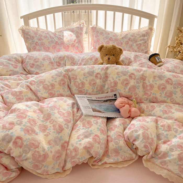 91家纺网 家纺一手货源 找家纺 （总）繁花家居 2025新款镂空白色花边直播热款四件套