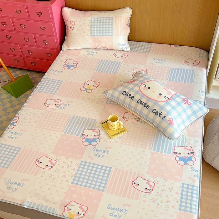 91家纺网 家纺一手货源 找家纺 葡萄家 2025年A类数码印花冰淇淋凉感冰丝凉席夏被夏凉被空调被 布丁猫