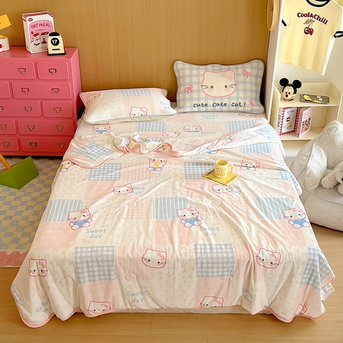 91家纺网 家纺一手货源 找家纺 葡萄家 2025年A类数码印花冰淇淋凉感冰丝凉席夏被夏凉被空调被 布丁猫