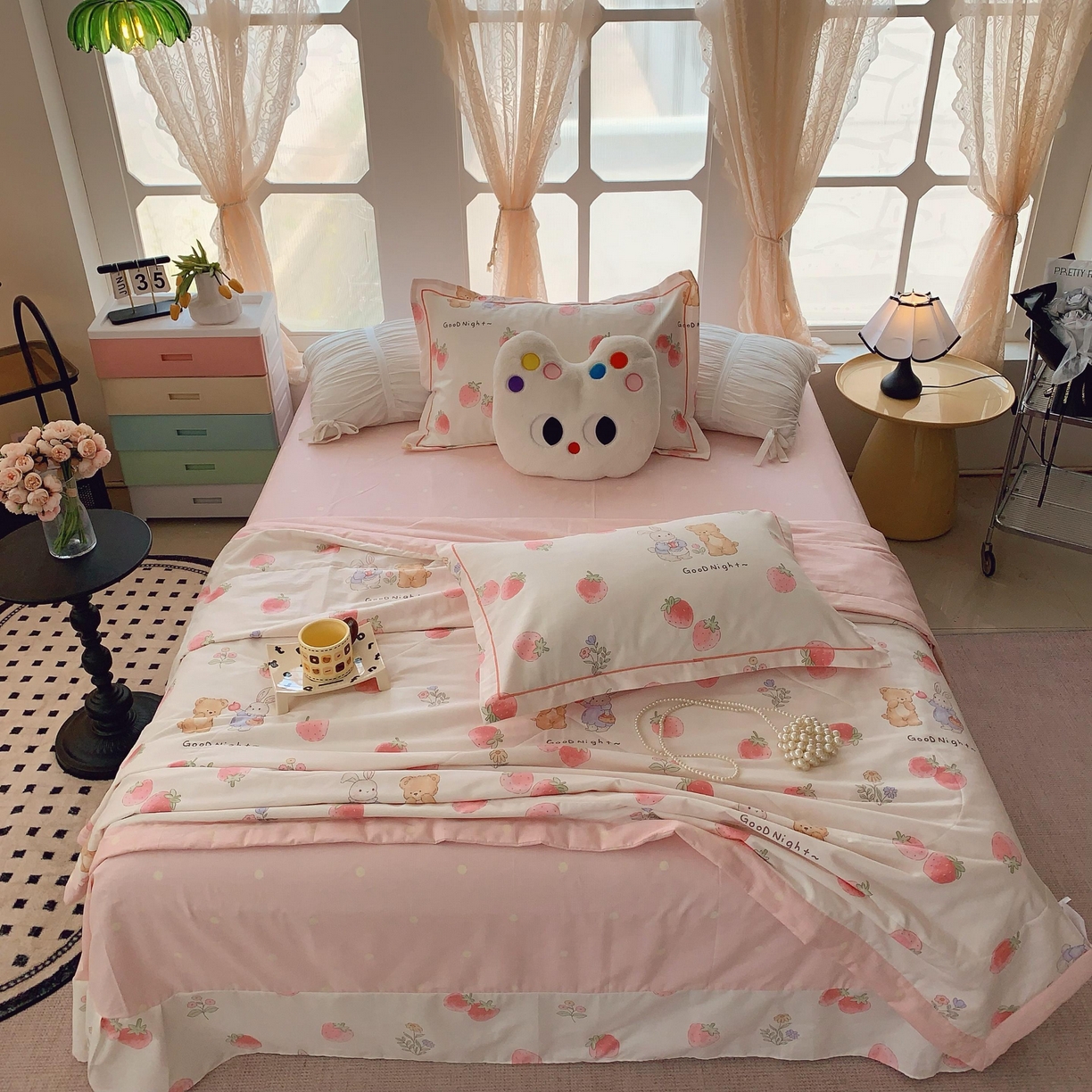 91家纺网 家纺一手货源 找家纺 莱豫家纺 2025春夏新款纯棉全棉夏被夏凉被四件套 草莓兔