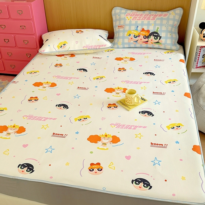 91家纺网 家纺一手货源 找家纺 葡萄家 2025年A类数码印花冰淇淋凉感冰丝凉席夏被夏凉被空调被 飞天女警