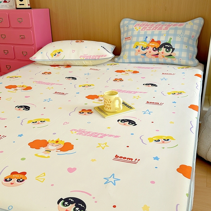 91家纺网 家纺一手货源 找家纺 葡萄家 2025年A类数码印花冰淇淋凉感冰丝凉席夏被夏凉被空调被 飞天女警