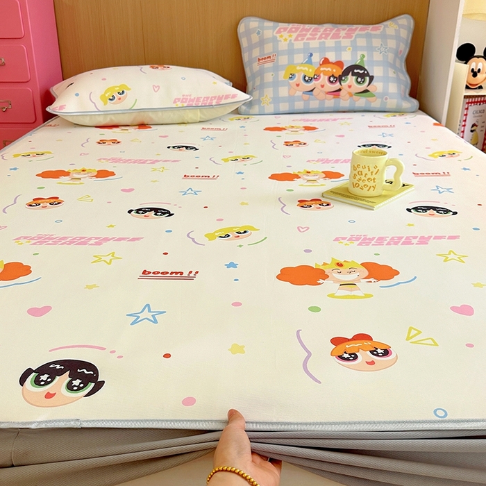 91家纺网 家纺一手货源 找家纺 葡萄家 2025年A类数码印花冰淇淋凉感冰丝凉席夏被夏凉被空调被 飞天女警