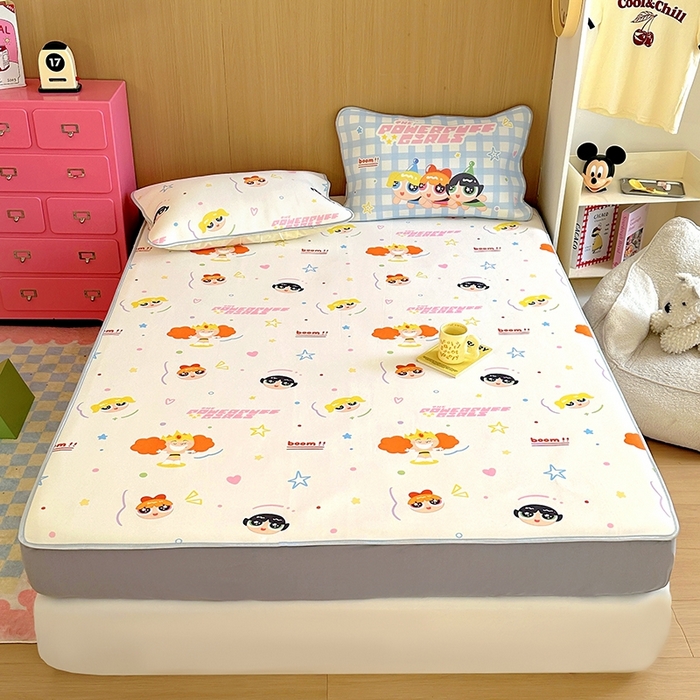 91家纺网 家纺一手货源 找家纺 葡萄家 2025年A类数码印花冰淇淋凉感冰丝凉席夏被夏凉被空调被 飞天女警