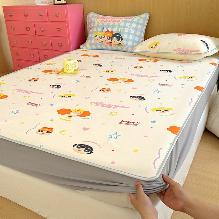 91家纺网 家纺一手货源 找家纺 葡萄家 2025年A类数码印花冰淇淋凉感冰丝凉席夏被夏凉被空调被 飞天女警