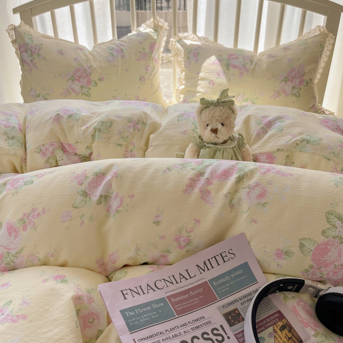 91家纺网 家纺一手货源 找家纺 繁花家居 2025新款镂空白色花边直播热款四件套 安娜