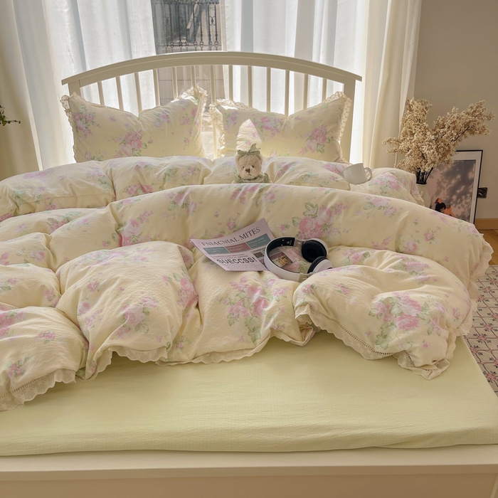 91家纺网 家纺一手货源 找家纺 繁花家居 2025新款镂空白色花边直播热款四件套 安娜