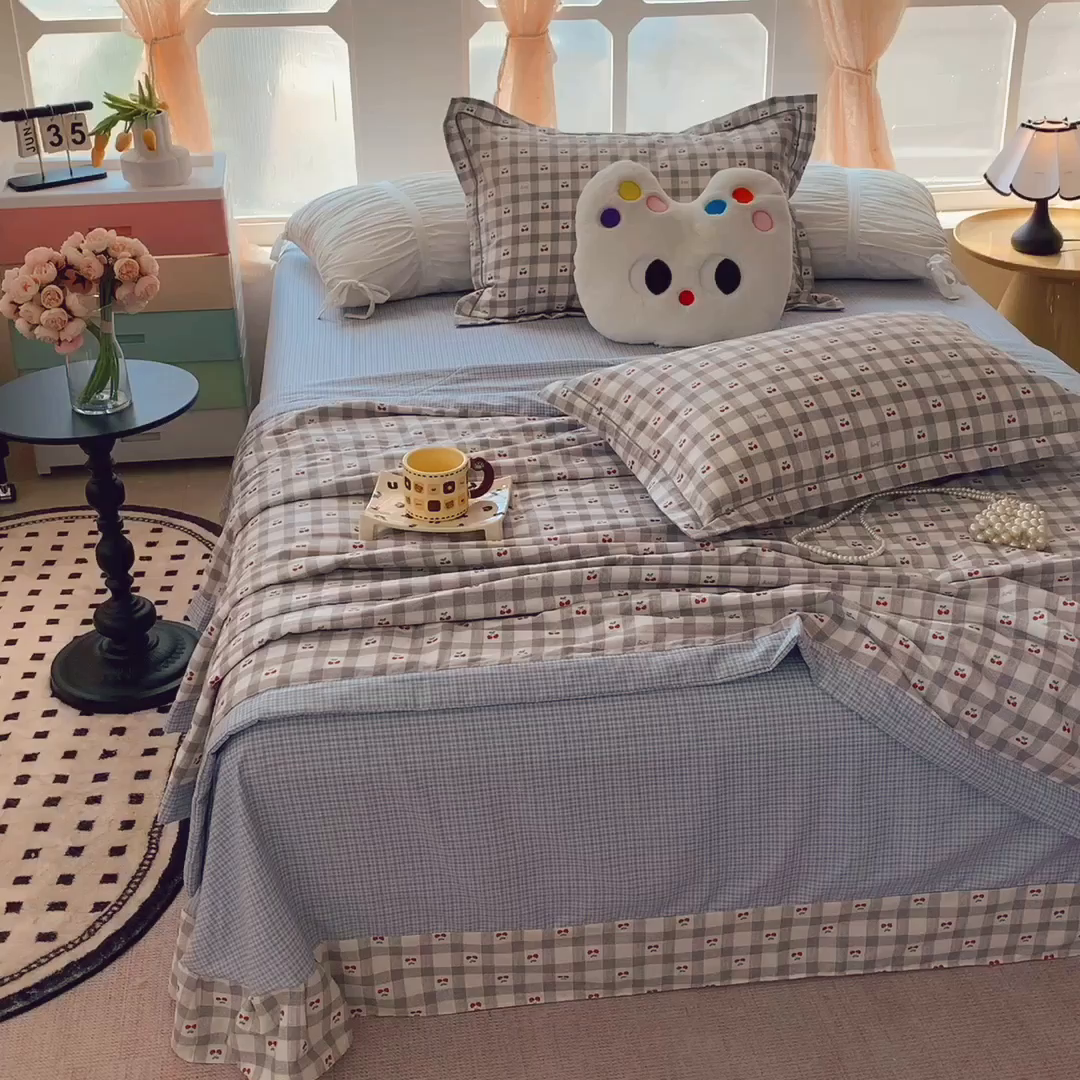 91家纺网 家纺一手货源 找家纺 莱豫家纺 2025春夏新款纯棉全棉夏被夏凉被四件套 格子樱桃灰