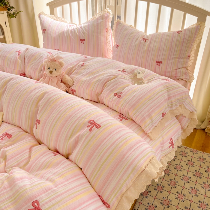 91家纺网 家纺一手货源 找家纺 繁花家居 2025新款镂空白色花边直播热款四件套 蝴蝶结