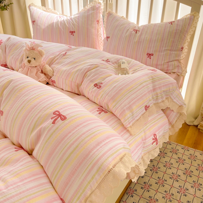 91家纺网 家纺一手货源 找家纺 繁花家居 2025新款镂空白色花边直播热款四件套 蝴蝶结