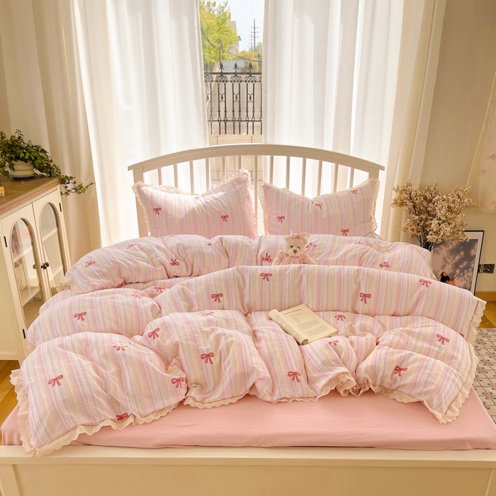 91家纺网 家纺一手货源 找家纺 繁花家居 2025新款镂空白色花边直播热款四件套 蝴蝶结