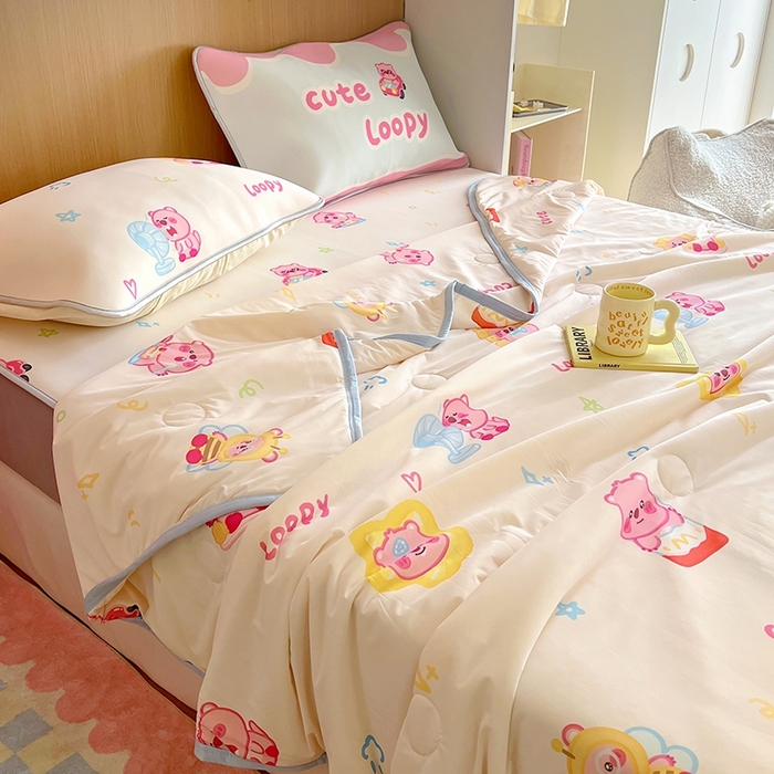 91家纺网 家纺一手货源 找家纺 葡萄家 2025年A类数码印花冰淇淋凉感冰丝凉席夏被夏凉被空调被 露比