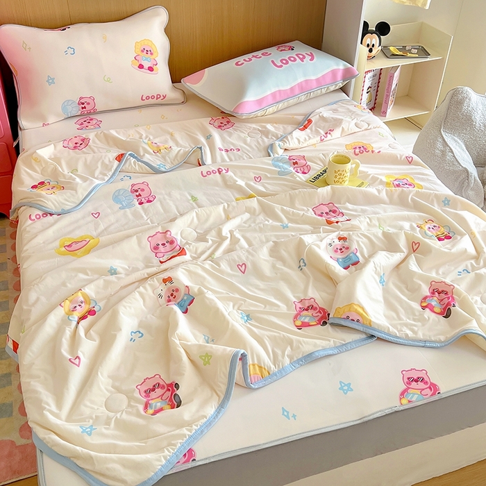 91家纺网 家纺一手货源 找家纺 葡萄家 2025年A类数码印花冰淇淋凉感冰丝凉席夏被夏凉被空调被 露比