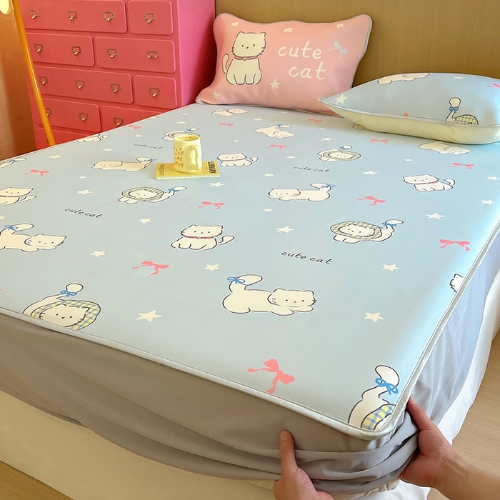 91家纺网 家纺一手货源 找家纺 葡萄家 2025年A类数码印花冰淇淋凉感冰丝凉席夏被夏凉被空调被 猫小白