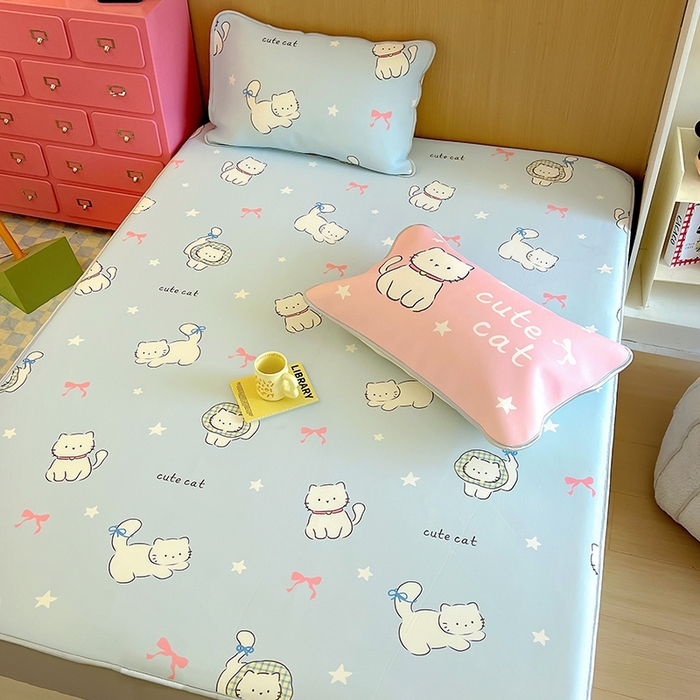 91家纺网 家纺一手货源 找家纺 葡萄家 2025年A类数码印花冰淇淋凉感冰丝凉席夏被夏凉被空调被 猫小白