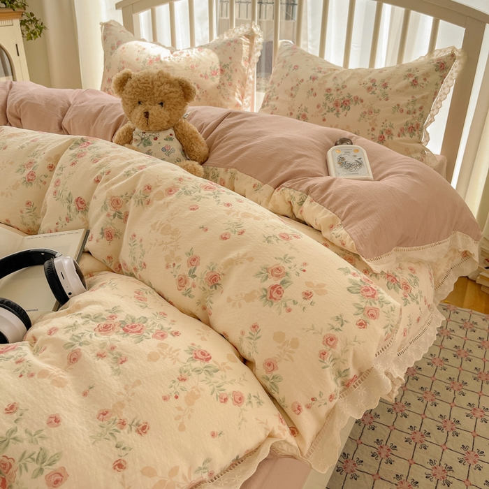 91家纺网 家纺一手货源 找家纺 繁花家居 2025新款镂空白色花边直播热款四件套 兰亭序曲