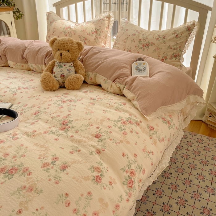 91家纺网 家纺一手货源 找家纺 繁花家居 2025新款镂空白色花边直播热款四件套 兰亭序曲