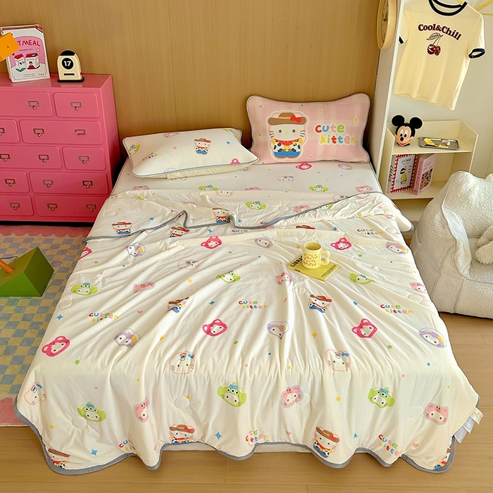 91家纺网 家纺一手货源 找家纺 葡萄家 2025年A类数码印花冰淇淋凉感冰丝凉席夏被夏凉被空调被 牛仔猫猫