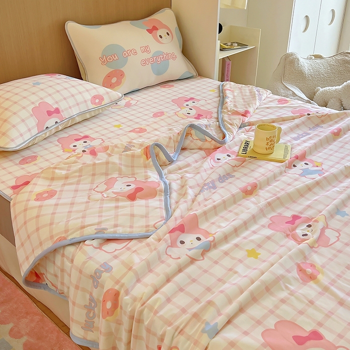 91家纺网 家纺一手货源 找家纺 葡萄家 2025年A类数码印花冰淇淋凉感冰丝凉席夏被夏凉被空调被 甜甜圈兔兔