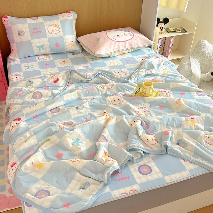 91家纺网 家纺一手货源 找家纺 葡萄家 2025年A类数码印花冰淇淋凉感冰丝凉席夏被夏凉被空调被 休闲时光