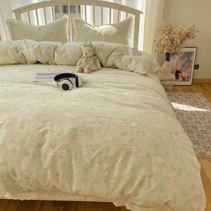 91家纺网 家纺一手货源 找家纺 繁花家居 2025新款镂空白色花边直播热款四件套 木槿绿