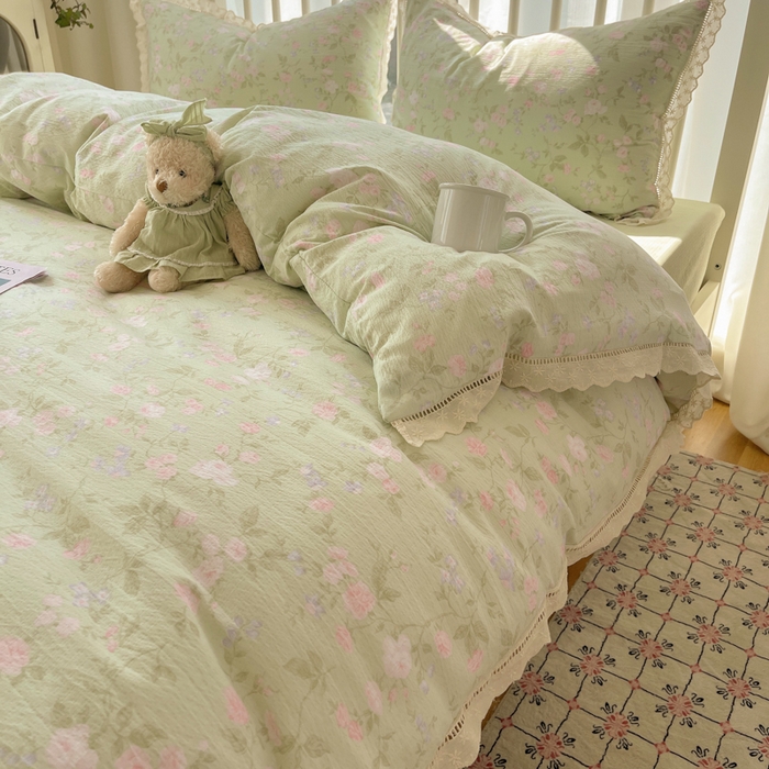 91家纺网 家纺一手货源 找家纺 繁花家居 2025新款镂空白色花边直播热款四件套 木槿绿