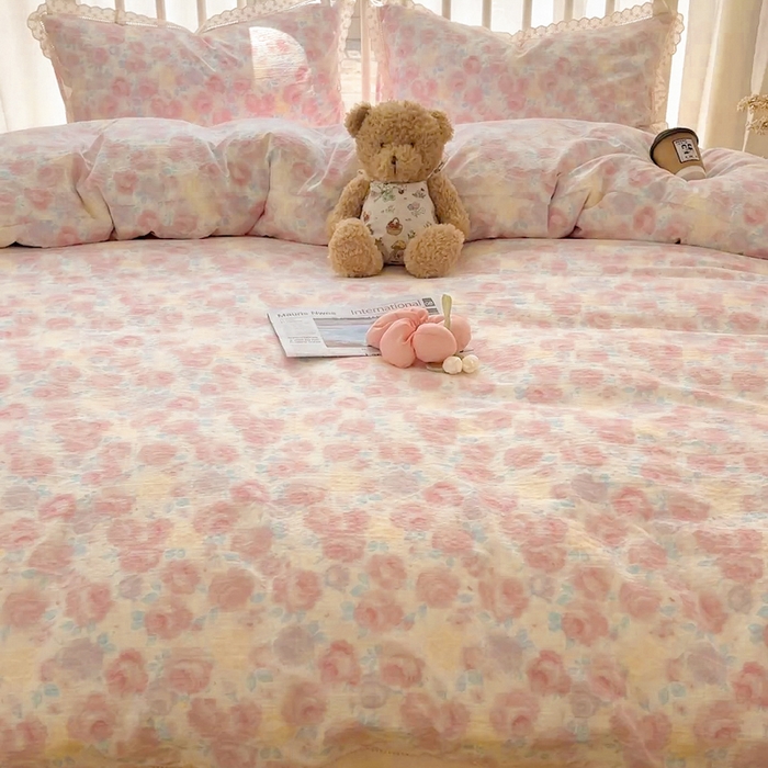 91家纺网 家纺一手货源 找家纺 繁花家居 2025新款镂空白色花边直播热款四件套 晚香玉