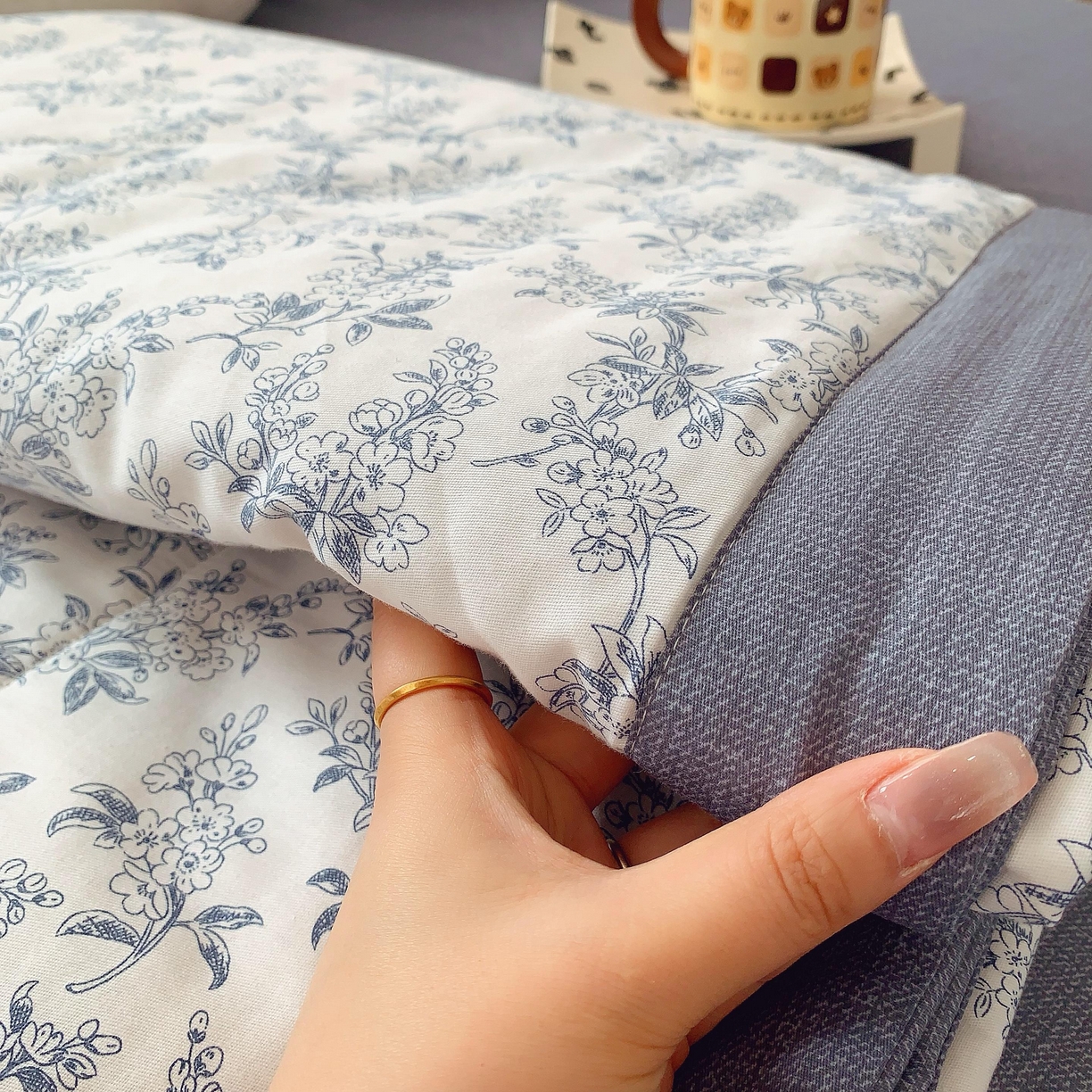 91家纺网 家纺一手货源 找家纺 莱豫家纺 2025春夏新款纯棉全棉夏被夏凉被四件套 青花瓷