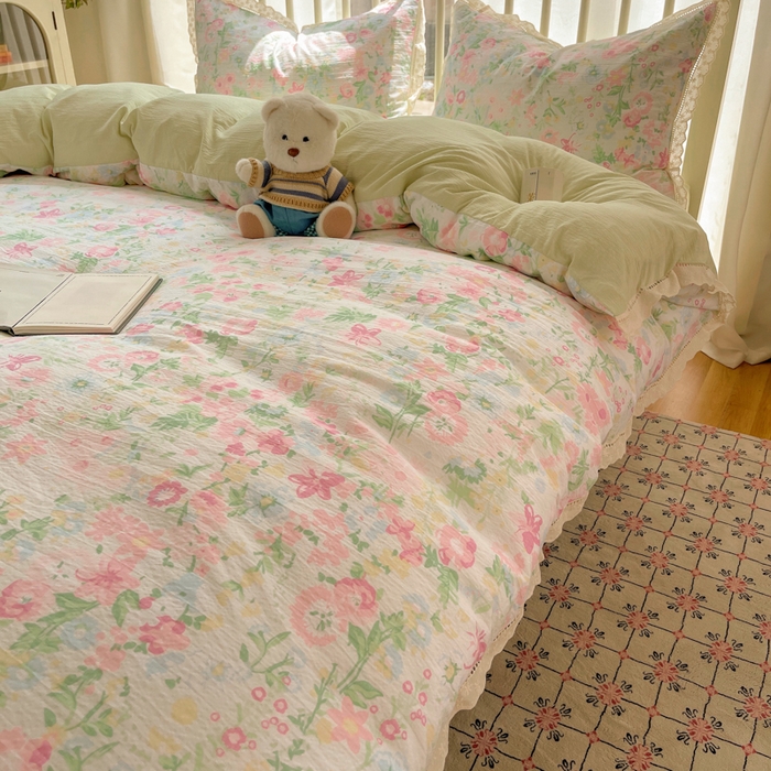 91家纺网 家纺一手货源 找家纺 繁花家居 2025新款镂空白色花边直播热款四件套 雨过天青