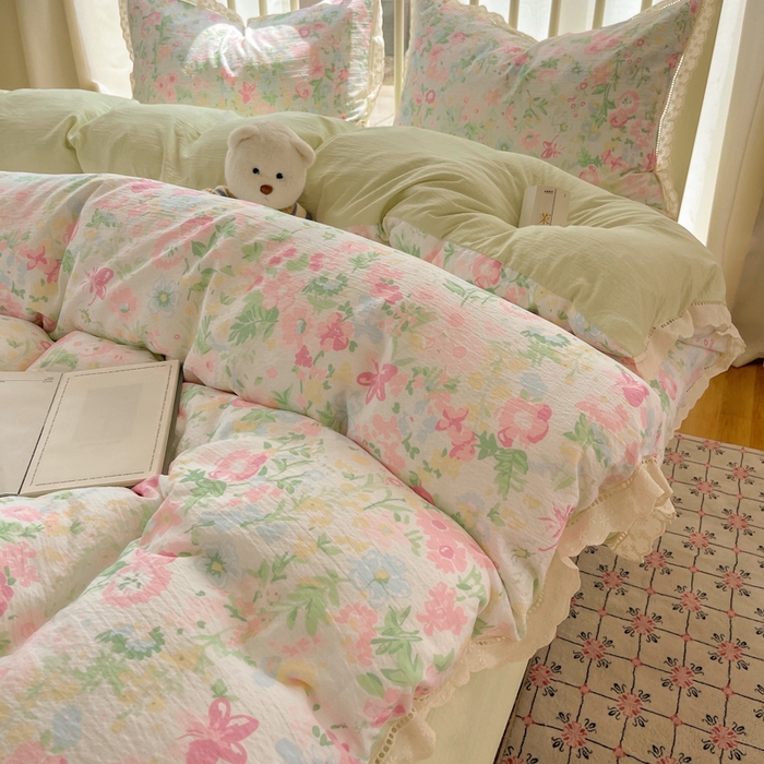 91家纺网 家纺一手货源 找家纺 繁花家居 2025新款镂空白色花边直播热款四件套 雨过天青