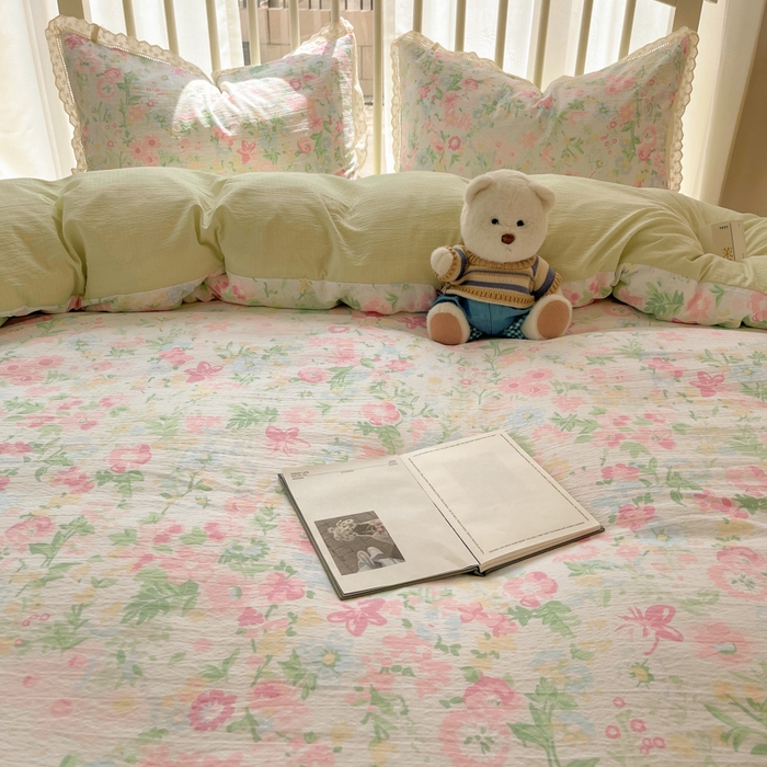 91家纺网 家纺一手货源 找家纺 繁花家居 2025新款镂空白色花边直播热款四件套 雨过天青