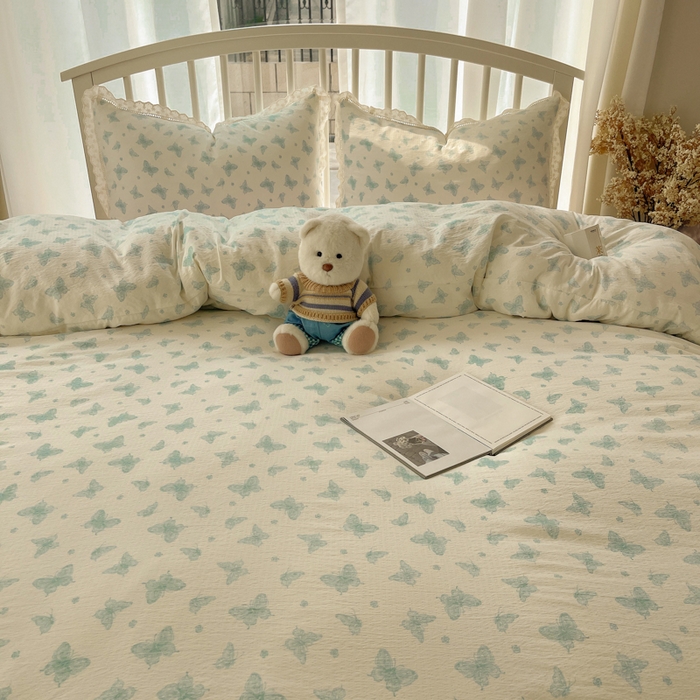 91家纺网 家纺一手货源 找家纺 繁花家居 2025新款镂空白色花边直播热款四件套 雾中蝶舞