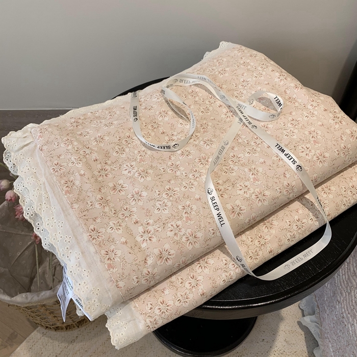 91家纺网 家纺一手货源 找家纺 莱豫2025新款纯棉花边夏被床盖 樱花-夏被