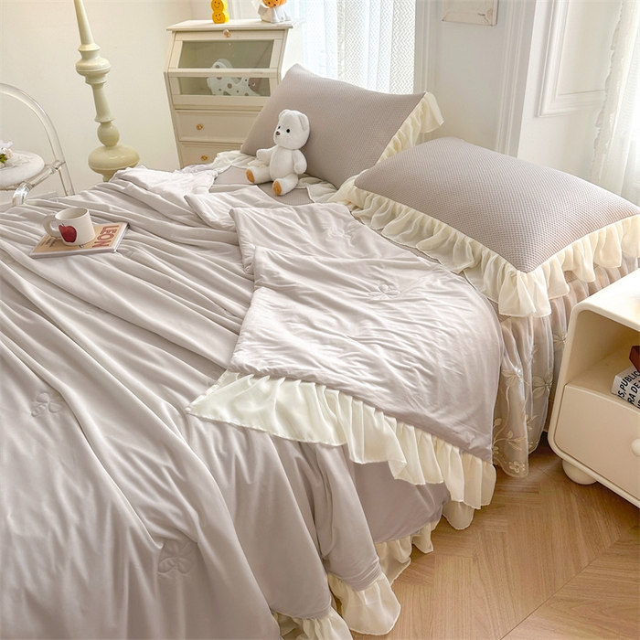 91家纺网 家纺一手货源 找家纺 （总）好儿喜家纺 2025新款玫瑰花床裙凉席  A类面料