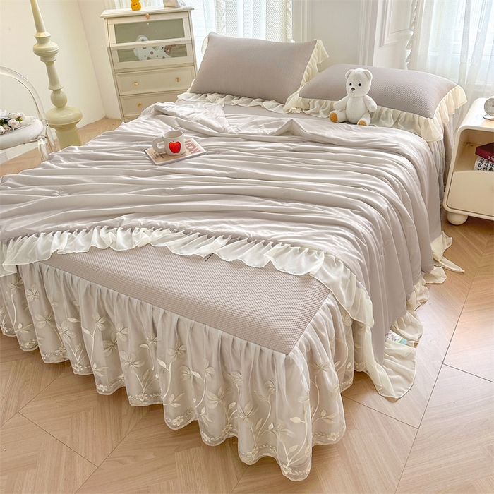 91家纺网 家纺一手货源 找家纺 （总）好儿喜家纺 2025新款玫瑰花床裙凉席  A类面料