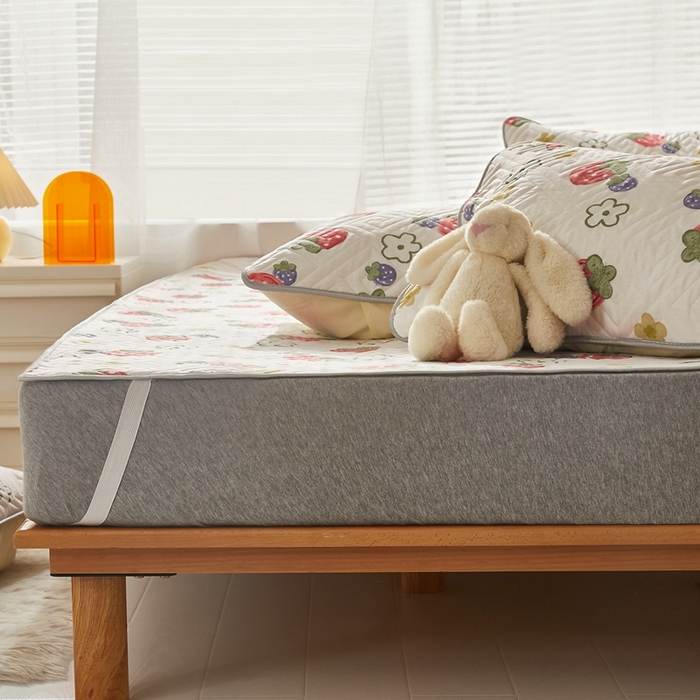 91家纺网 家纺一手货源 找家纺 舒居家纺 2025新款全棉纯棉软床垫 草莓园